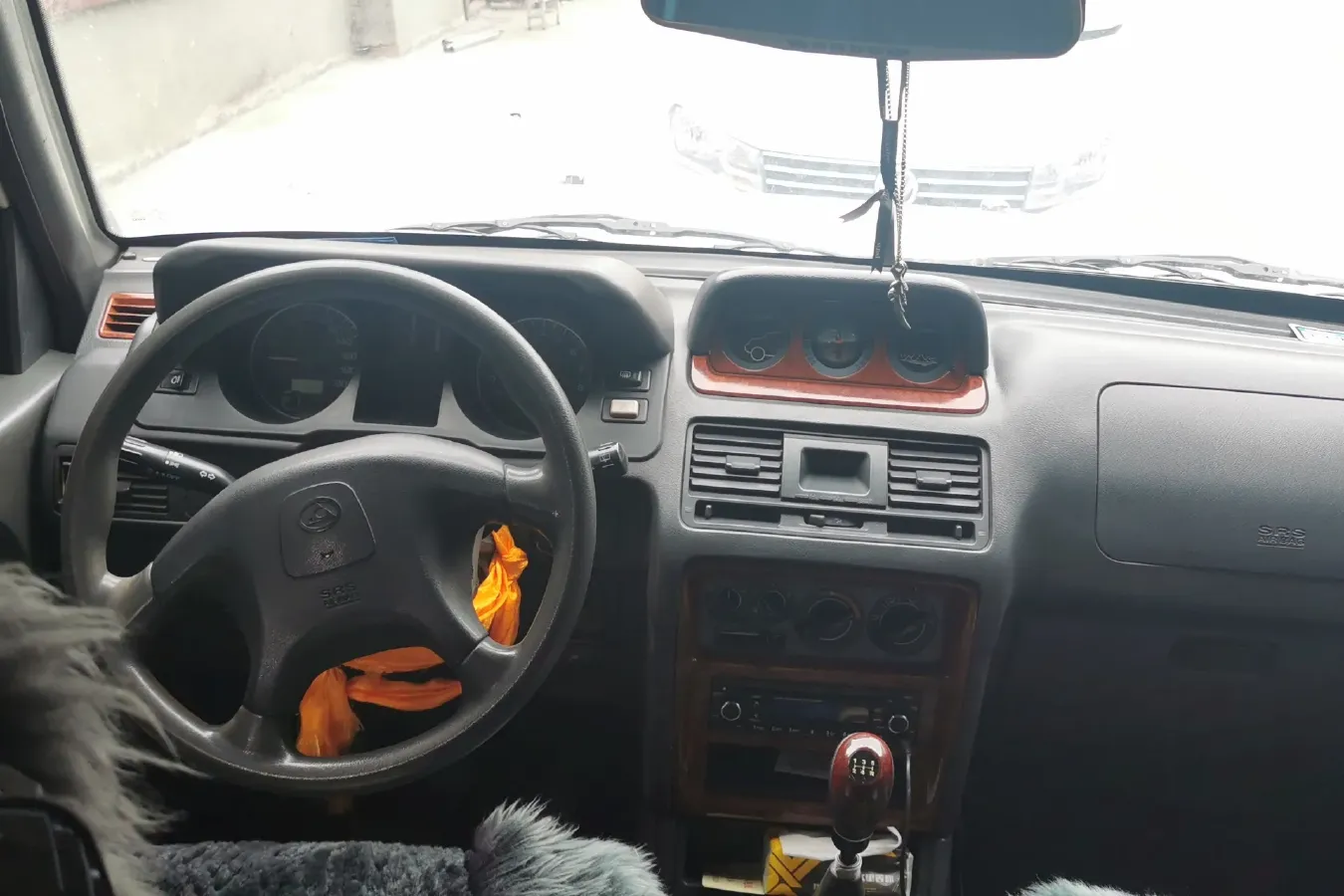 2009 Leopaard 6481 2.2L 129HP L4 5MT,autocango,china used car exporter,china ev exporter,chinese used car exporter,chinese used ev exporter