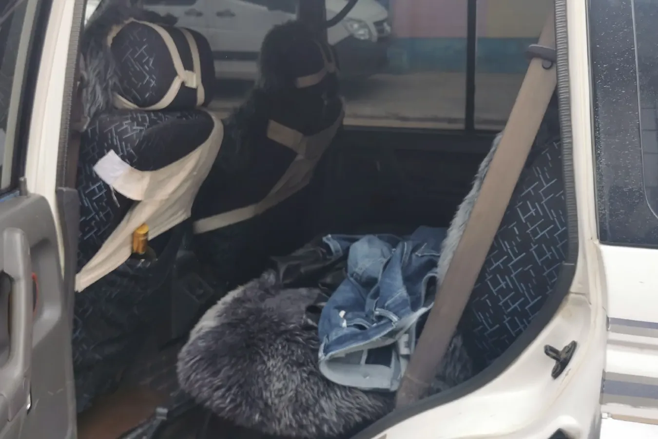 2009 Leopaard 6481 2.2L 129HP L4 5MT,autocango,china used car exporter,china ev exporter,chinese used car exporter,chinese used ev exporter