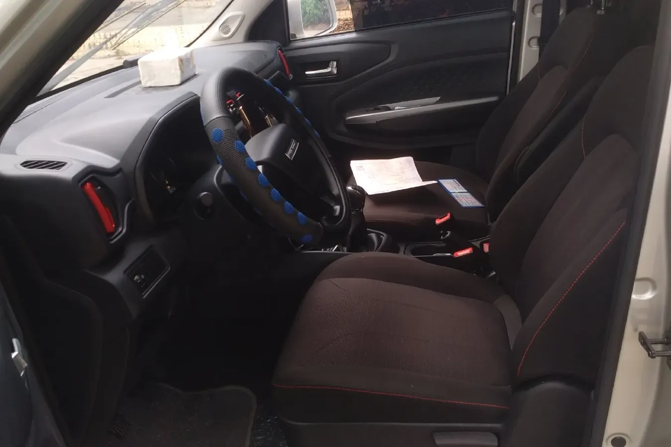 2022 DongFeng Fengon Fengon 380 1.5L 112HP L4 5MT,autocango,china used car exporter,china ev exporter,chinese used car exporter,chinese used ev exporter