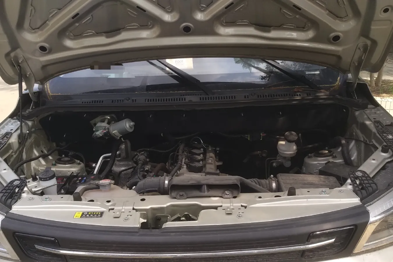 2022 DongFeng Fengon Fengon 380 1.5L 112HP L4 5MT,autocango,china used car exporter,china ev exporter,chinese used car exporter,chinese used ev exporter