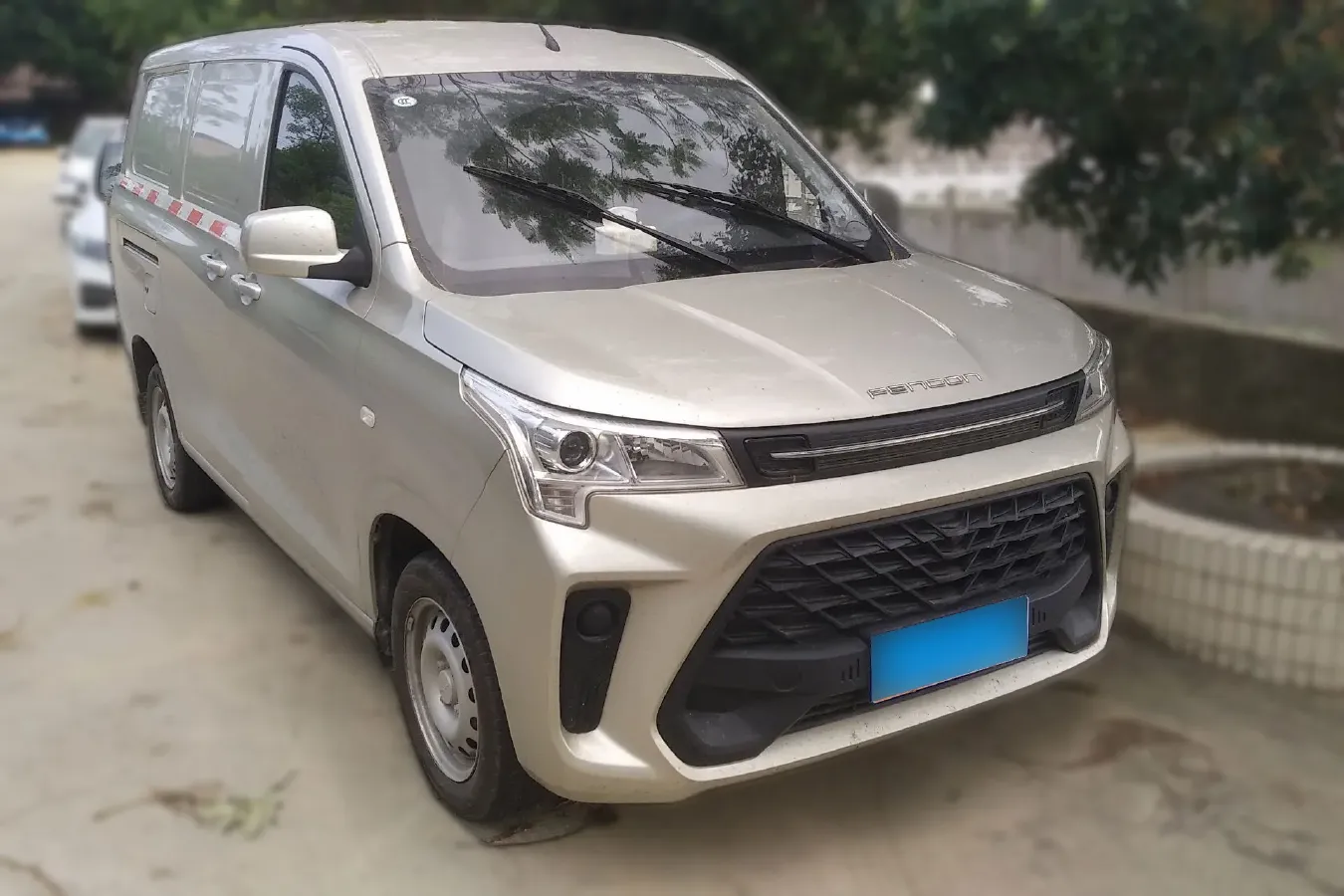 2022 DongFeng Fengon Fengon 380 1.5L 112HP L4 5MT,autocango,china used car exporter,china ev exporter,chinese used car exporter,chinese used ev exporter