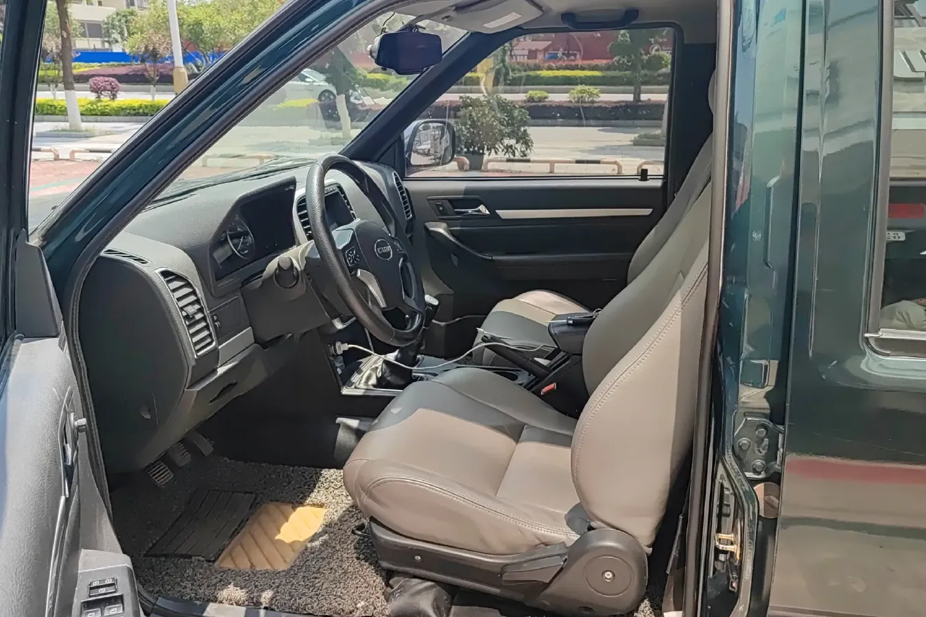 2021 Isuzu T17 3.0T 142HP L4 5MT,autocango,china used car exporter,china ev exporter,chinese used car exporter,chinese used ev exporter