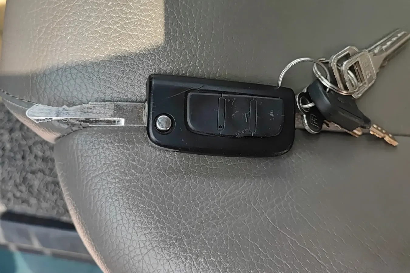 2021 Isuzu T17 3.0T 142HP L4 5MT,autocango,china used car exporter,china ev exporter,chinese used car exporter,chinese used ev exporter