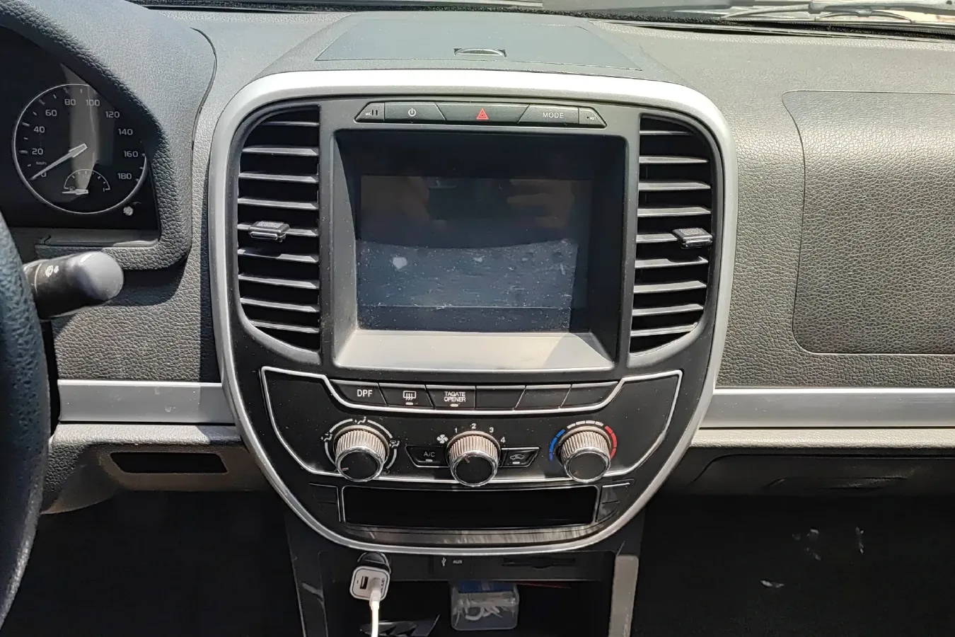 2021 Isuzu T17 3.0T 142HP L4 5MT,autocango,china used car exporter,china ev exporter,chinese used car exporter,chinese used ev exporter