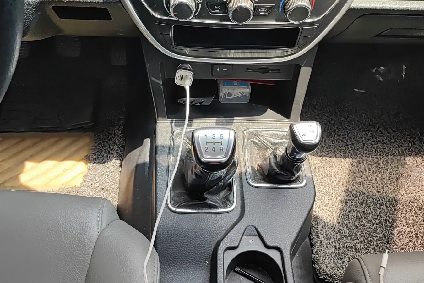 2021 Isuzu T17 3.0T 142HP L4 5MT,autocango,china used car exporter,china ev exporter,chinese used car exporter,chinese used ev exporter