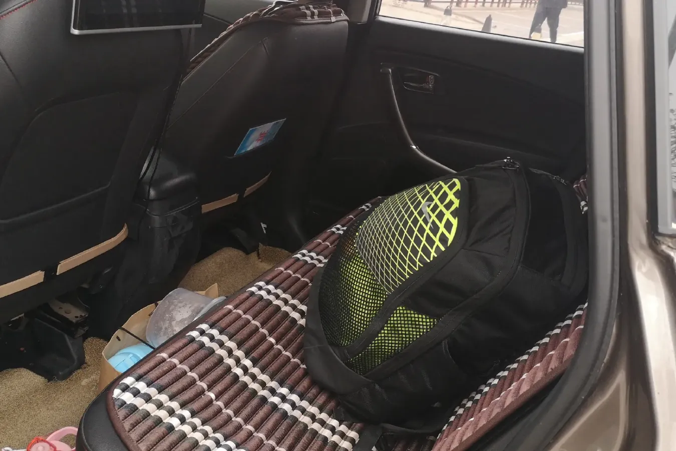 2016 Bestune X80 2.0L 147HP L4 6AT,autocango,china used car exporter,china ev exporter,chinese used car exporter,chinese used ev exporter