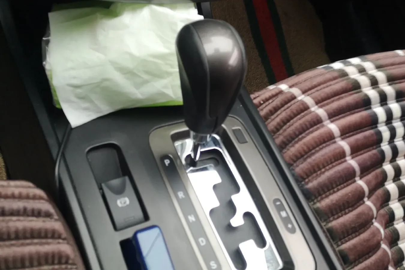 2016 Bestune X80 2.0L 147HP L4 6AT,autocango,china used car exporter,china ev exporter,chinese used car exporter,chinese used ev exporter