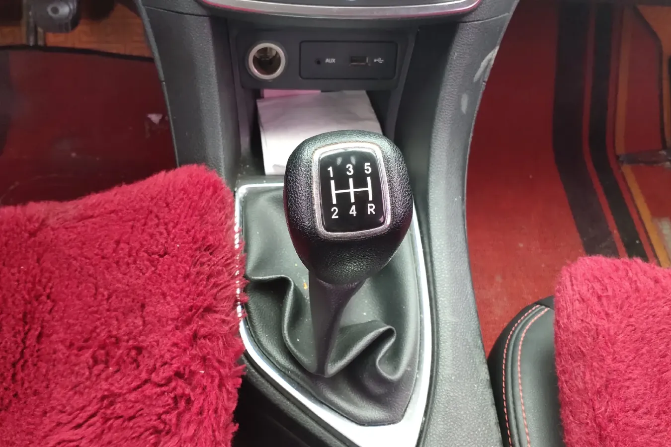 2017 DongFeng Aeolus AX5 1.4T 140HP L4 5MT,autocango,china used car exporter,china ev exporter,chinese used car exporter,chinese used ev exporter