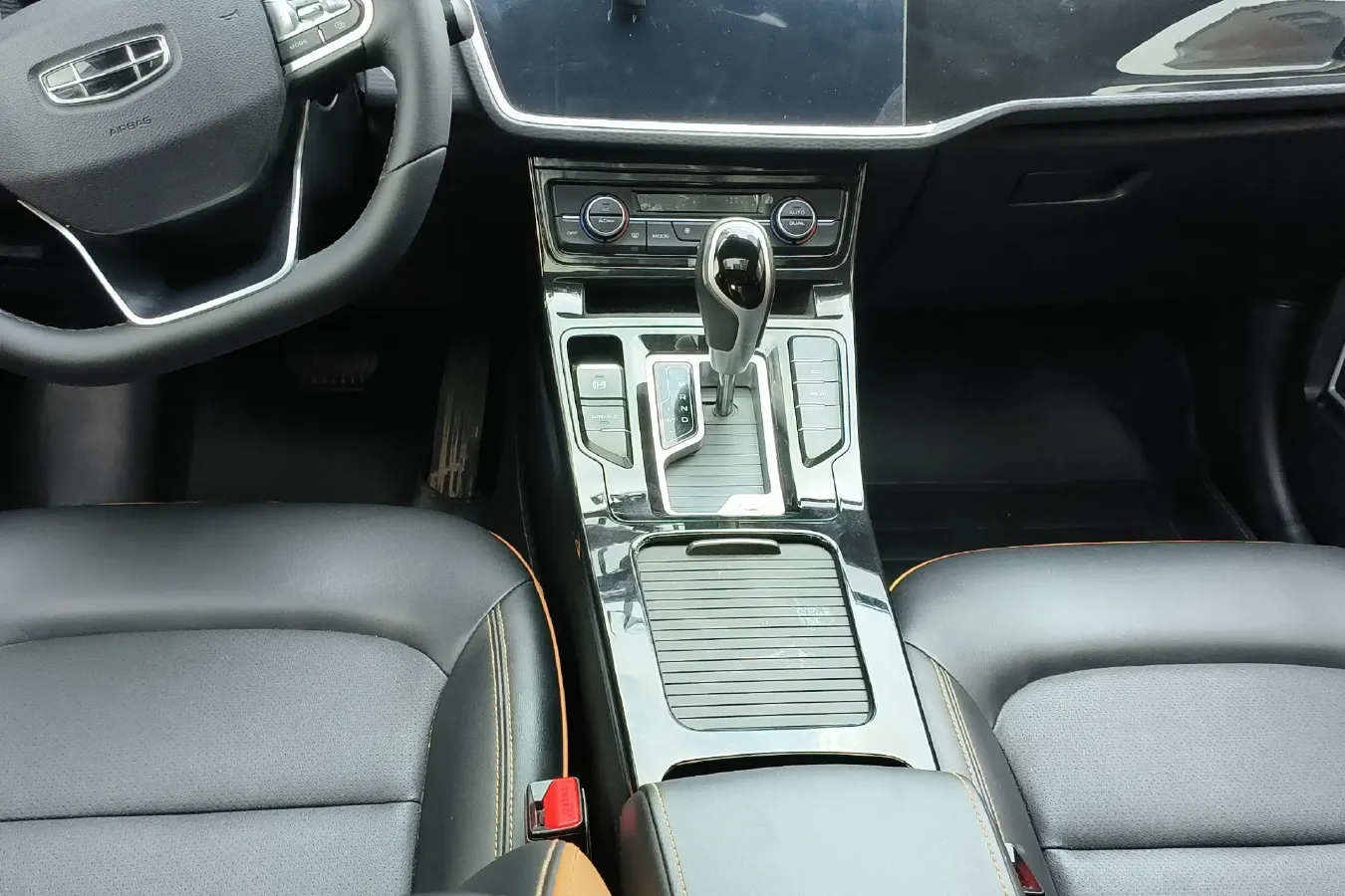 2020 Geely Emgrand GL 1.4T 141HP L4 CVT,autocango,china used car exporter,china ev exporter,chinese used car exporter,chinese used ev exporter