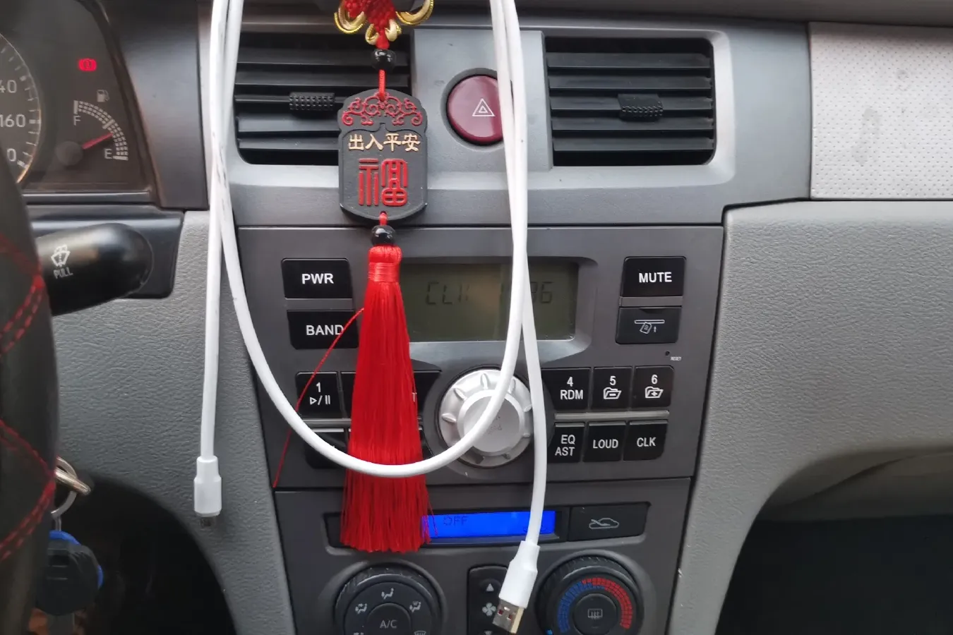 2011 FAW XiaLi N5 1.3L 91HP L4 5MT,autocango,china used car exporter,china ev exporter,chinese used car exporter,chinese used ev exporter