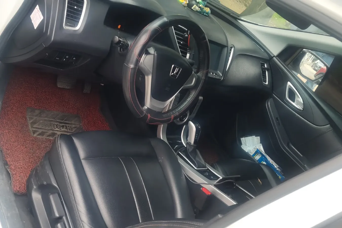 2013 Luxgen 5 1.8T 154HP L4 5AT,autocango,china used car exporter,china ev exporter,chinese used car exporter,chinese used ev exporter