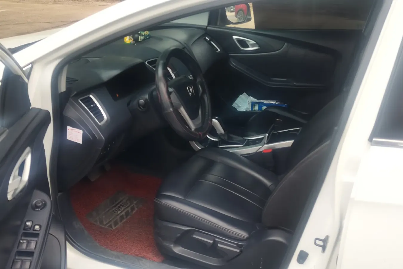 2013 Luxgen 5 1.8T 154HP L4 5AT,autocango,china used car exporter,china ev exporter,chinese used car exporter,chinese used ev exporter