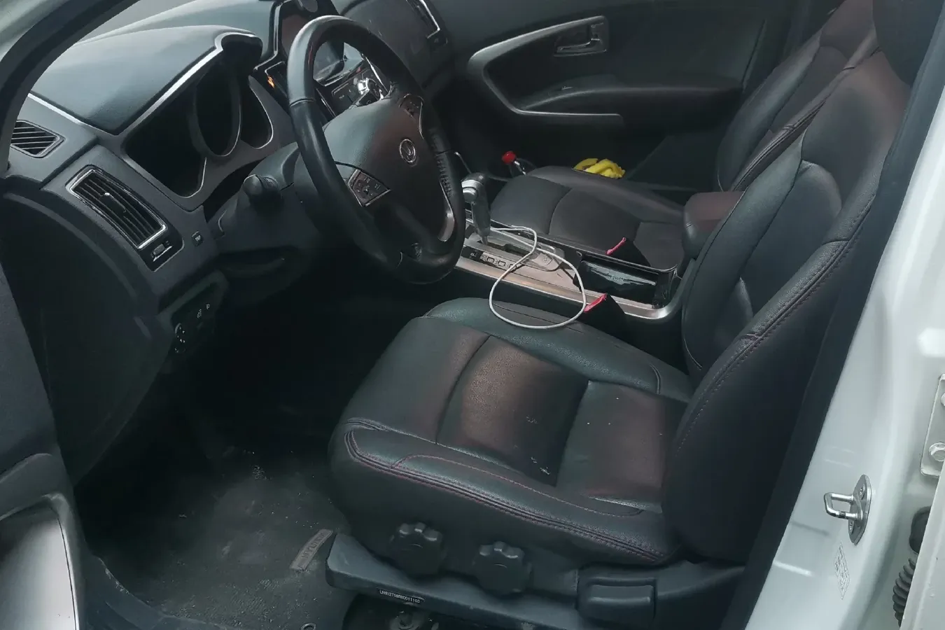 2016 HawTai Santafe 1.5T 156HP L4 4AT,autocango,china used car exporter,china ev exporter,chinese used car exporter,chinese used ev exporter