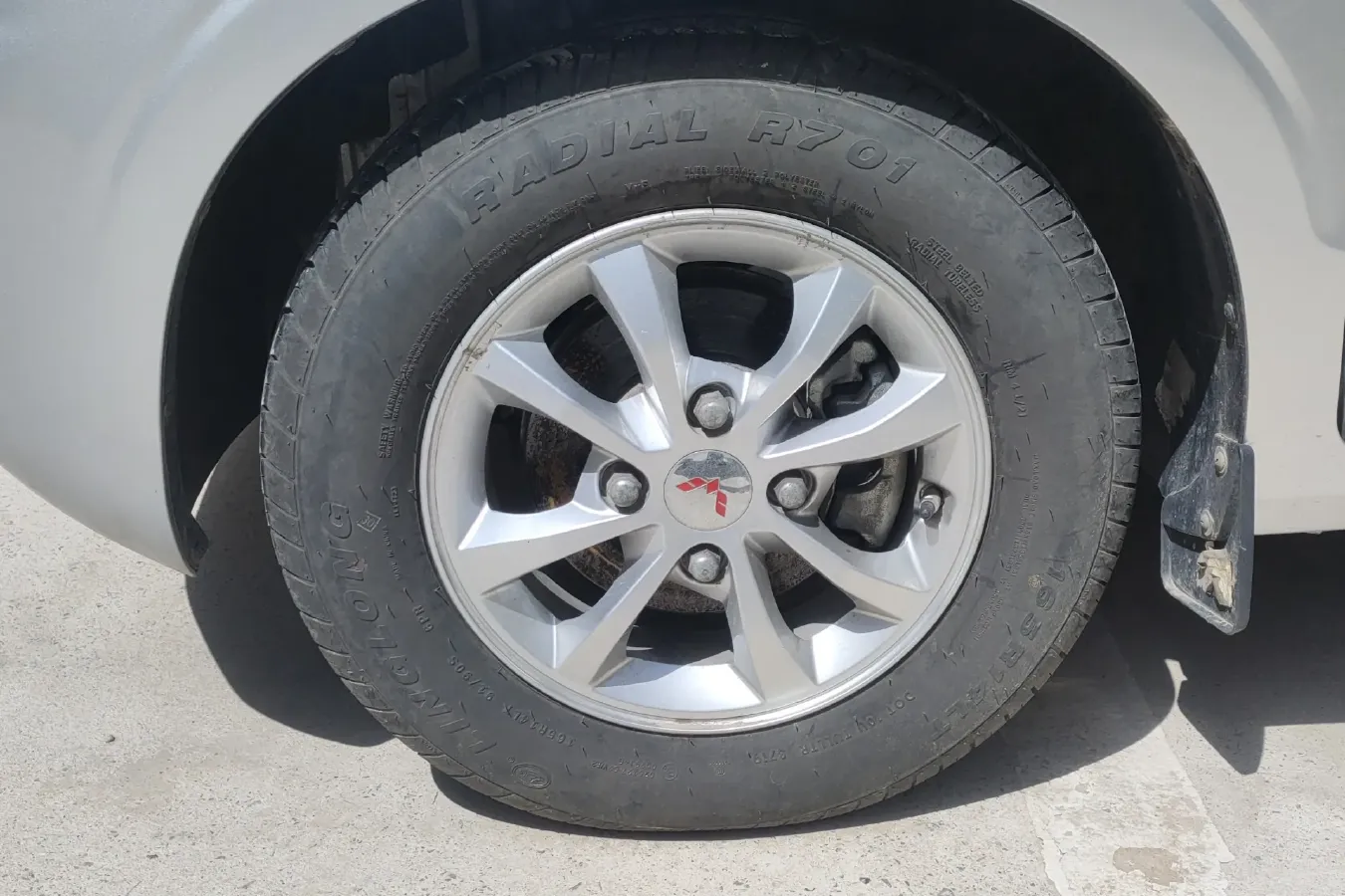 2019 WuLing HongGuang V 1.5L 99HP L4 6MT,autocango,china used car exporter,china ev exporter,chinese used car exporter,chinese used ev exporter