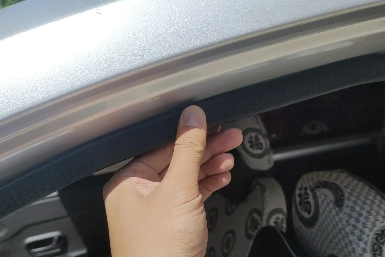 2019 WuLing HongGuang V 1.5L 99HP L4 6MT,autocango,china used car exporter,china ev exporter,chinese used car exporter,chinese used ev exporter