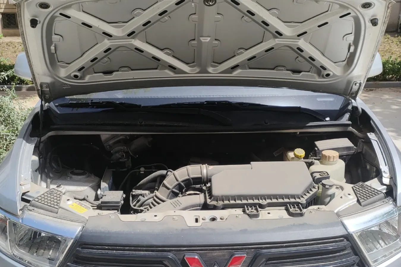 2019 WuLing HongGuang V 1.5L 99HP L4 6MT,autocango,china used car exporter,china ev exporter,chinese used car exporter,chinese used ev exporter