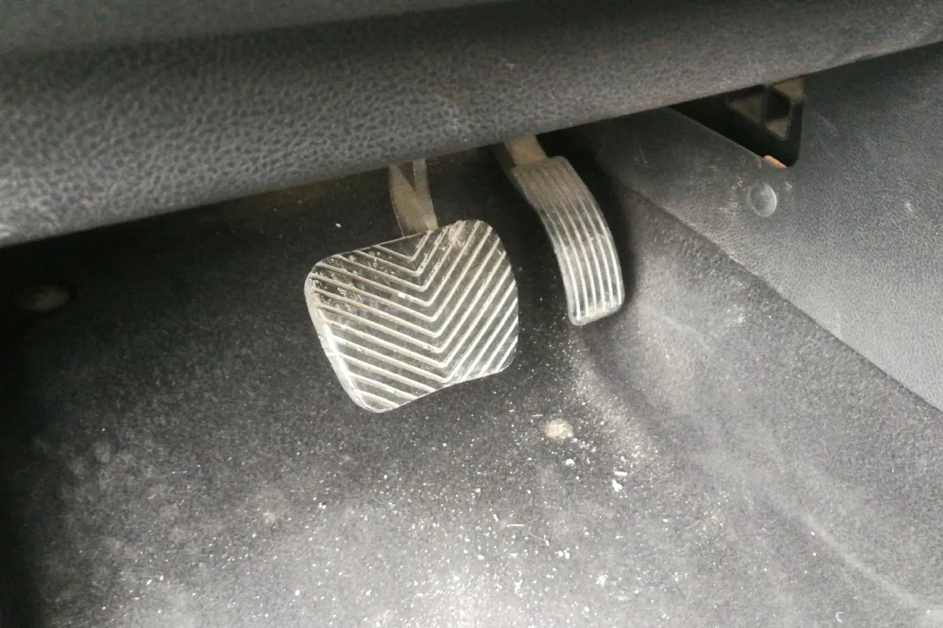 2012 Brilliance Auto V5 1.5T 136HP L4 5AT,autocango,china used car exporter,china ev exporter,chinese used car exporter,chinese used ev exporter