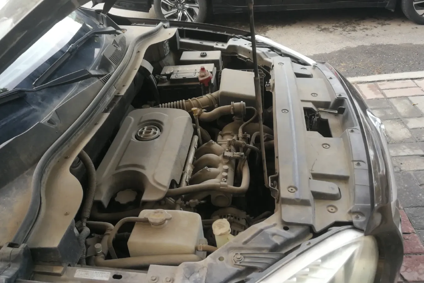 2012 Brilliance Auto V5 1.5T 136HP L4 5AT,autocango,china used car exporter,china ev exporter,chinese used car exporter,chinese used ev exporter