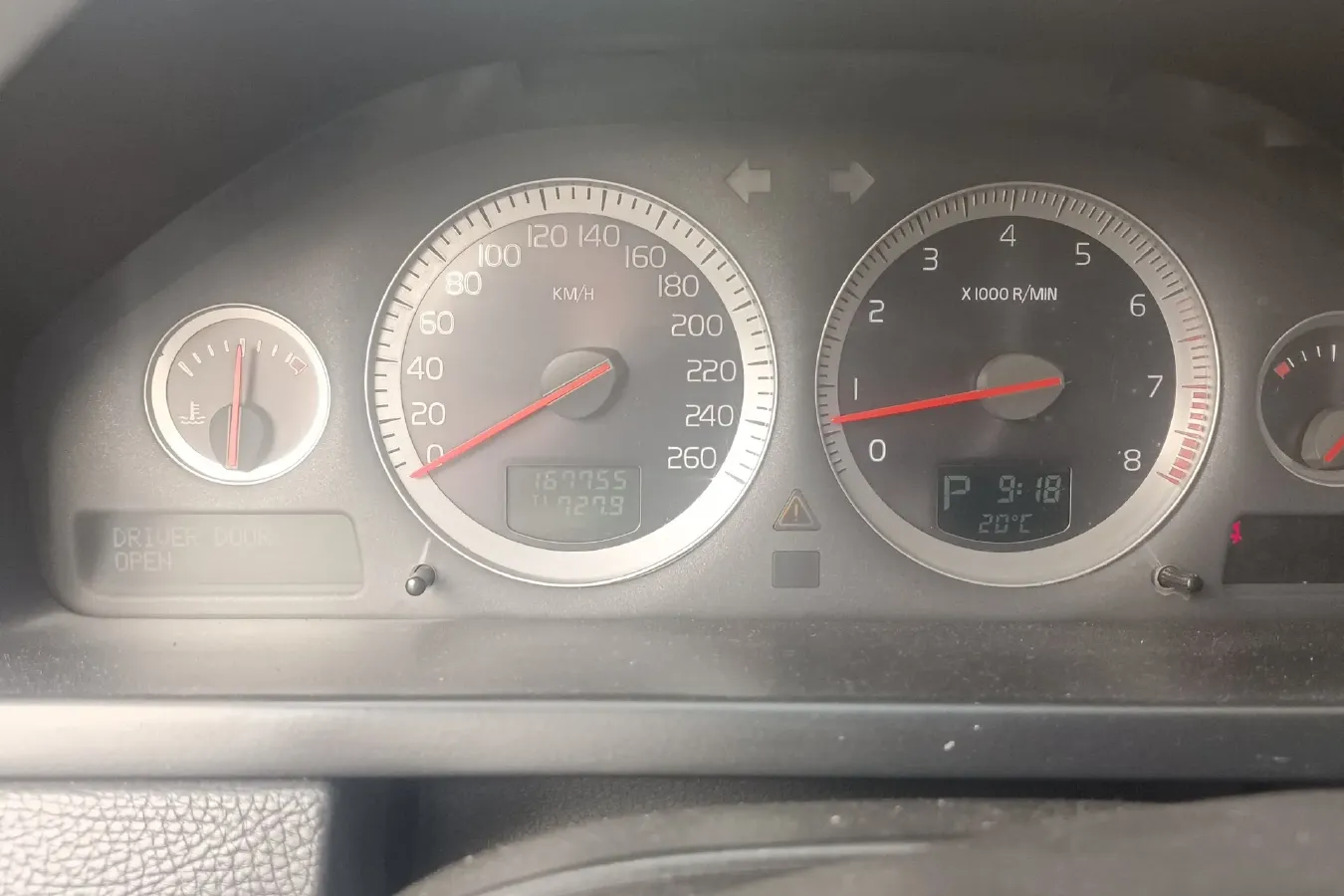 2014 Volvo XC Classic 2.5T 209HP L5 5AT,autocango,china used car exporter,china ev exporter,chinese used car exporter,chinese used ev exporter