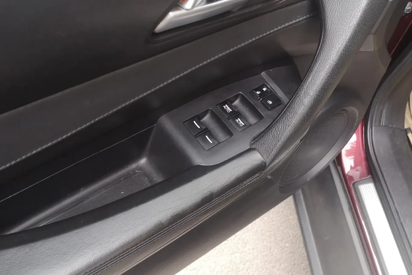 2012 Acura ZDX 3.7L 309HP V6 6AT,autocango,china used car exporter,china ev exporter,chinese used car exporter,chinese used ev exporter