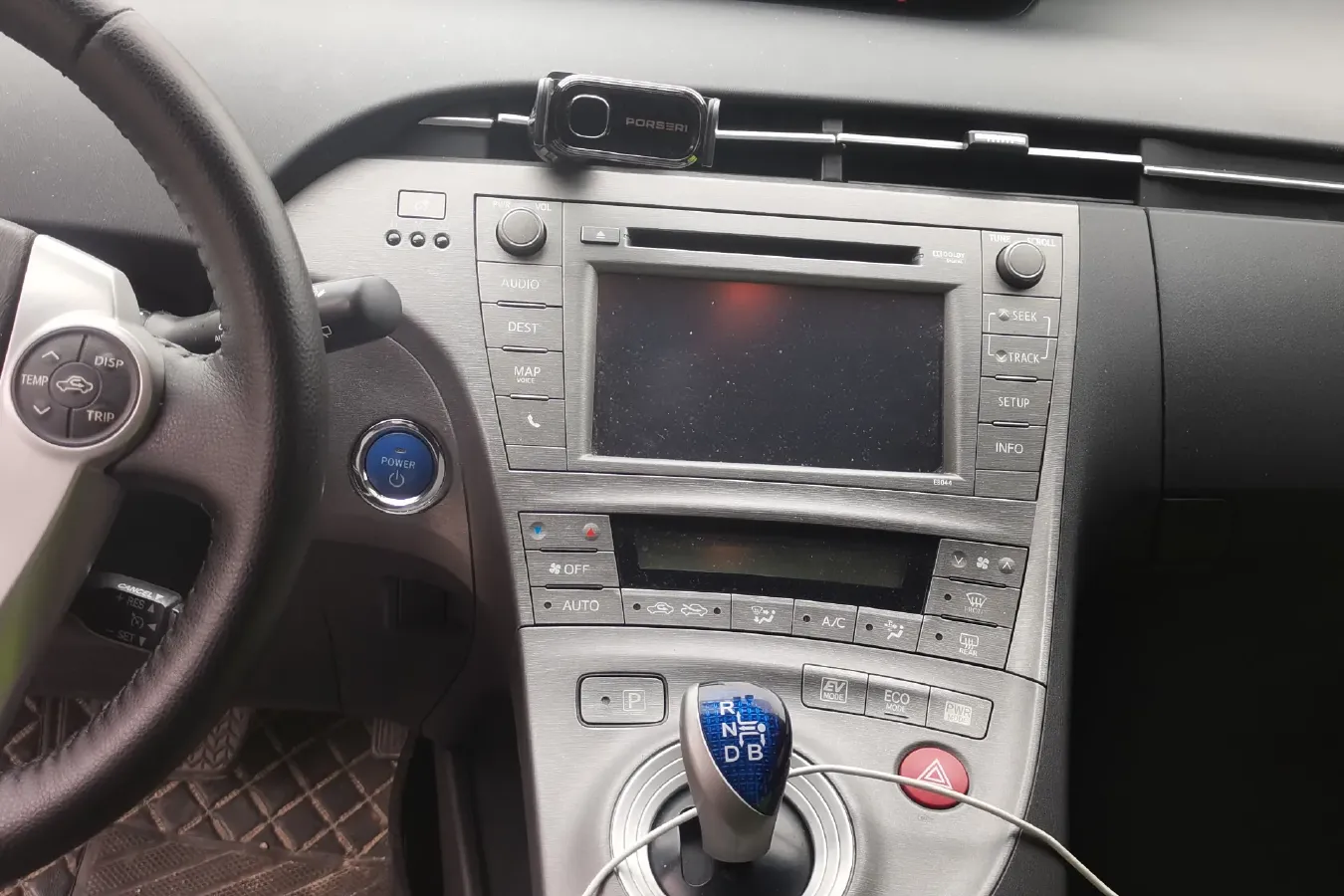 2012 Toyota Prius 1.8L 99HP L4 E-CVT Hybrid,autocango,china used car exporter,china ev exporter,chinese used car exporter,chinese used ev exporter