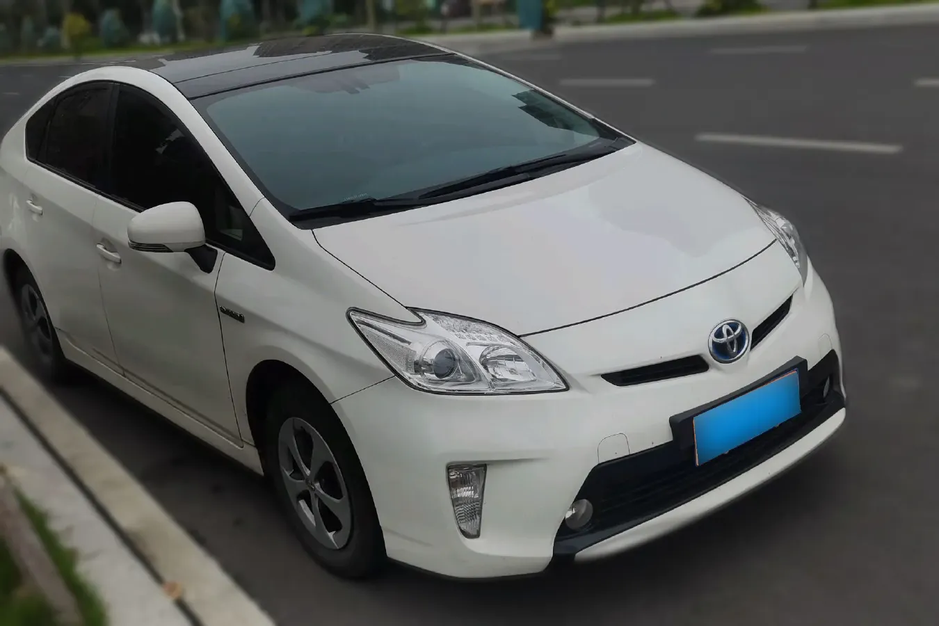 2012 Toyota Prius 1.8L 99HP L4 E-CVT Hybrid,autocango,china used car exporter,china ev exporter,chinese used car exporter,chinese used ev exporter
