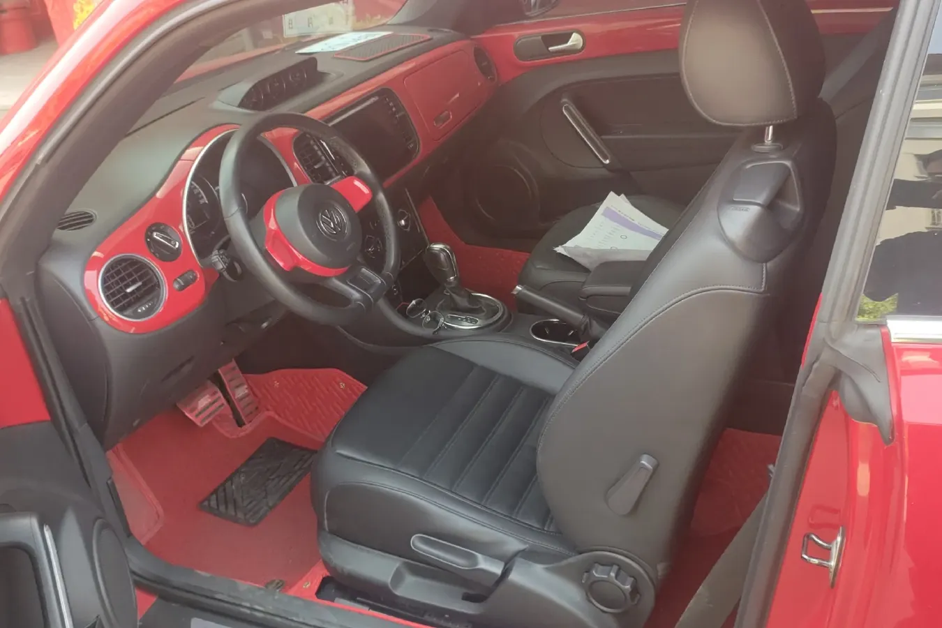 2013 Volkswagen Beetle 1.2T 105HP L4 7DCT,autocango,china used car exporter,china ev exporter,chinese used car exporter,chinese used ev exporter