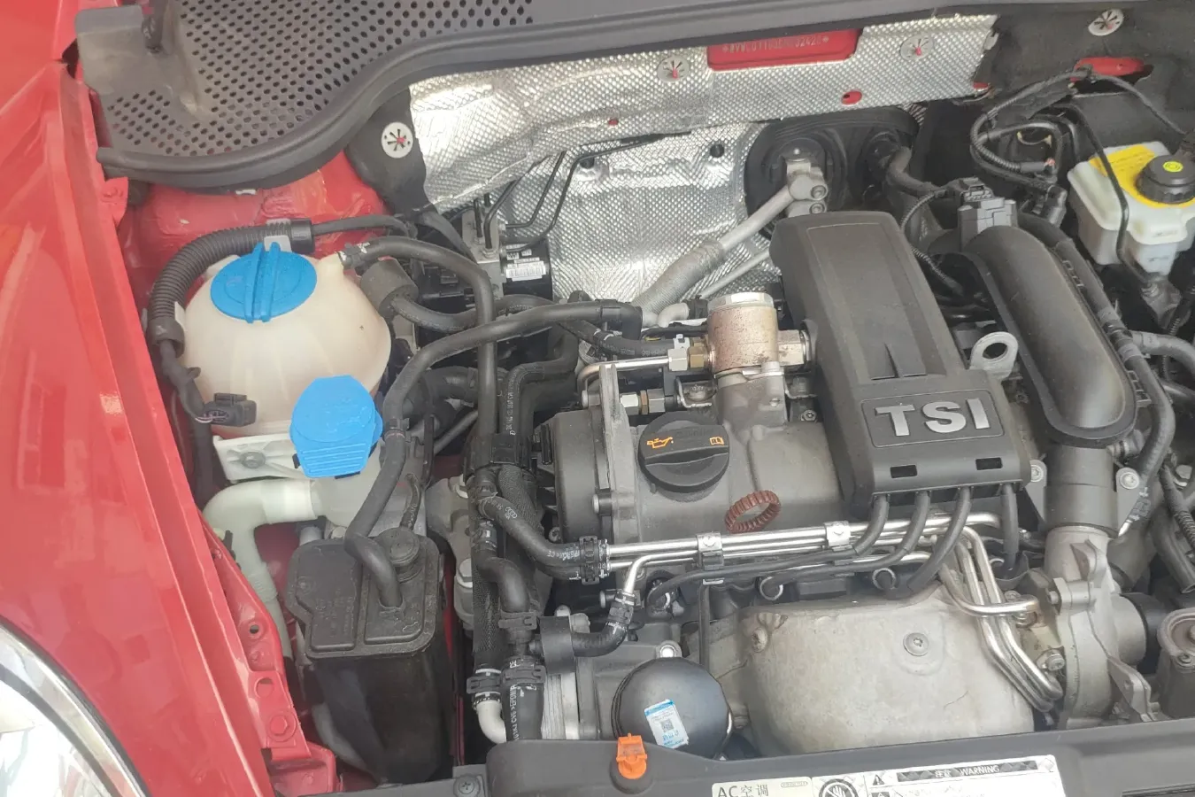 2013 Volkswagen Beetle 1.2T 105HP L4 7DCT,autocango,china used car exporter,china ev exporter,chinese used car exporter,chinese used ev exporter