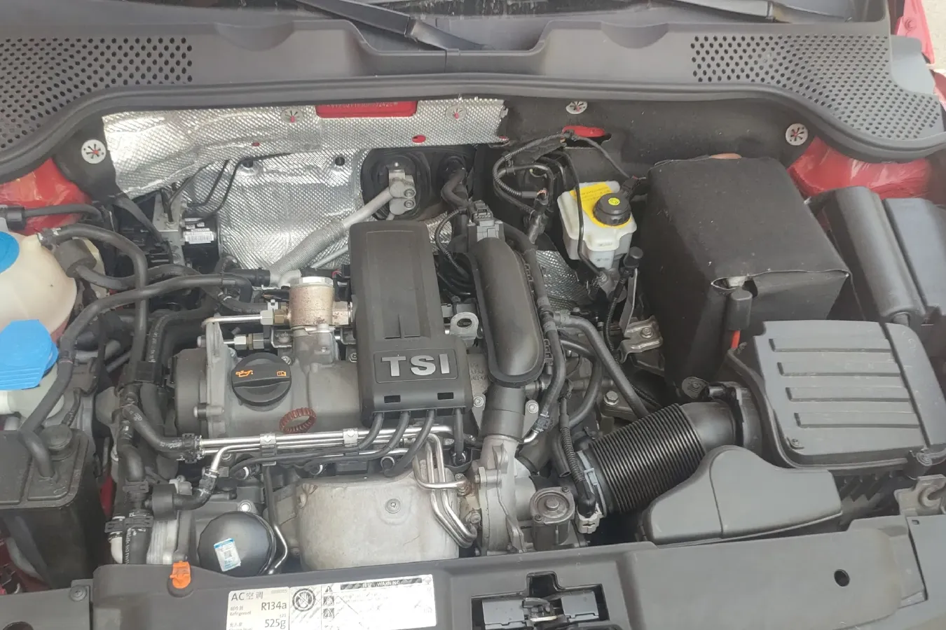 2013 Volkswagen Beetle 1.2T 105HP L4 7DCT,autocango,china used car exporter,china ev exporter,chinese used car exporter,chinese used ev exporter