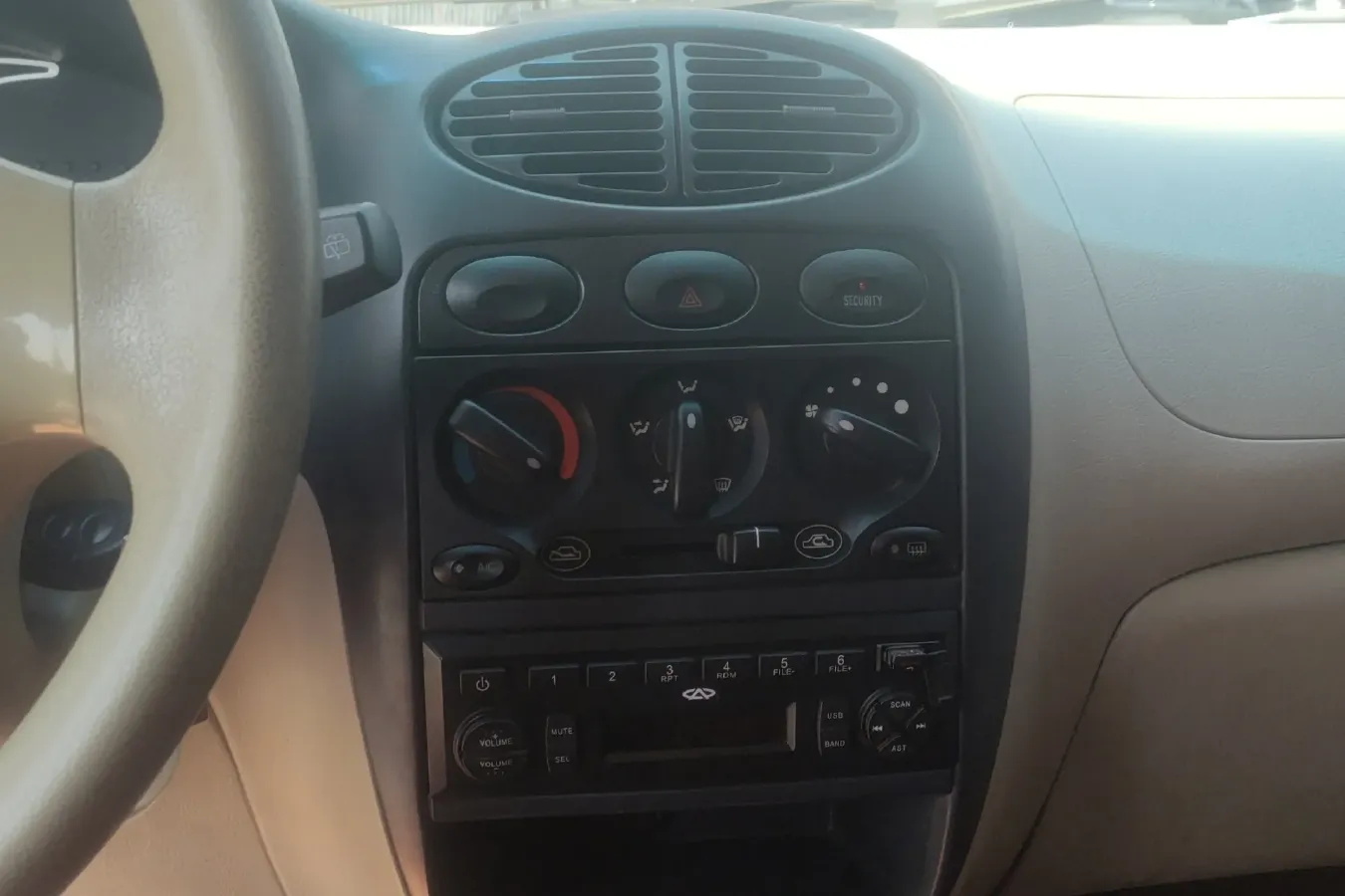 2012 Chery QQ3 1.0L 69HP L3 5MT,autocango,china used car exporter,china ev exporter,chinese used car exporter,chinese used ev exporter