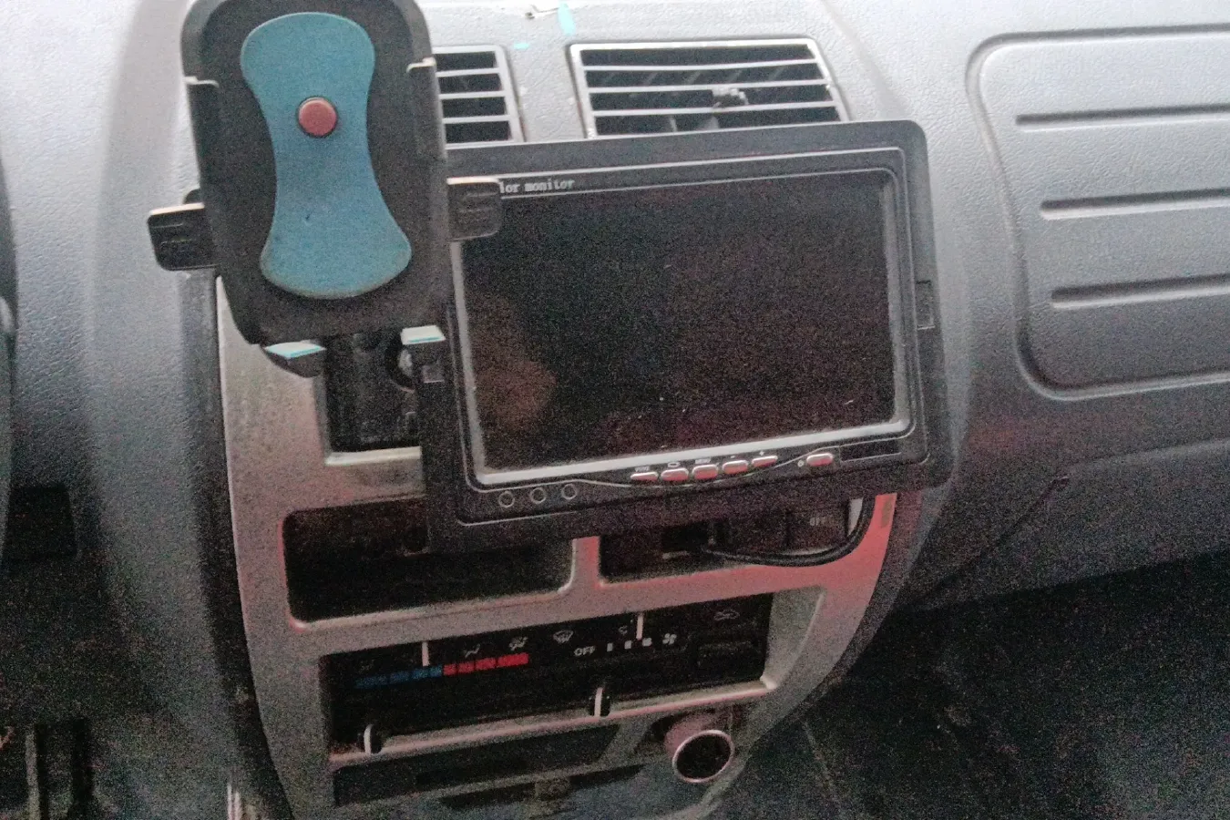 2015 ChangAn Kaicene ShenQi T20 1.3L 99HP L4 5MT,autocango,china used car exporter,china ev exporter,chinese used car exporter,chinese used ev exporter