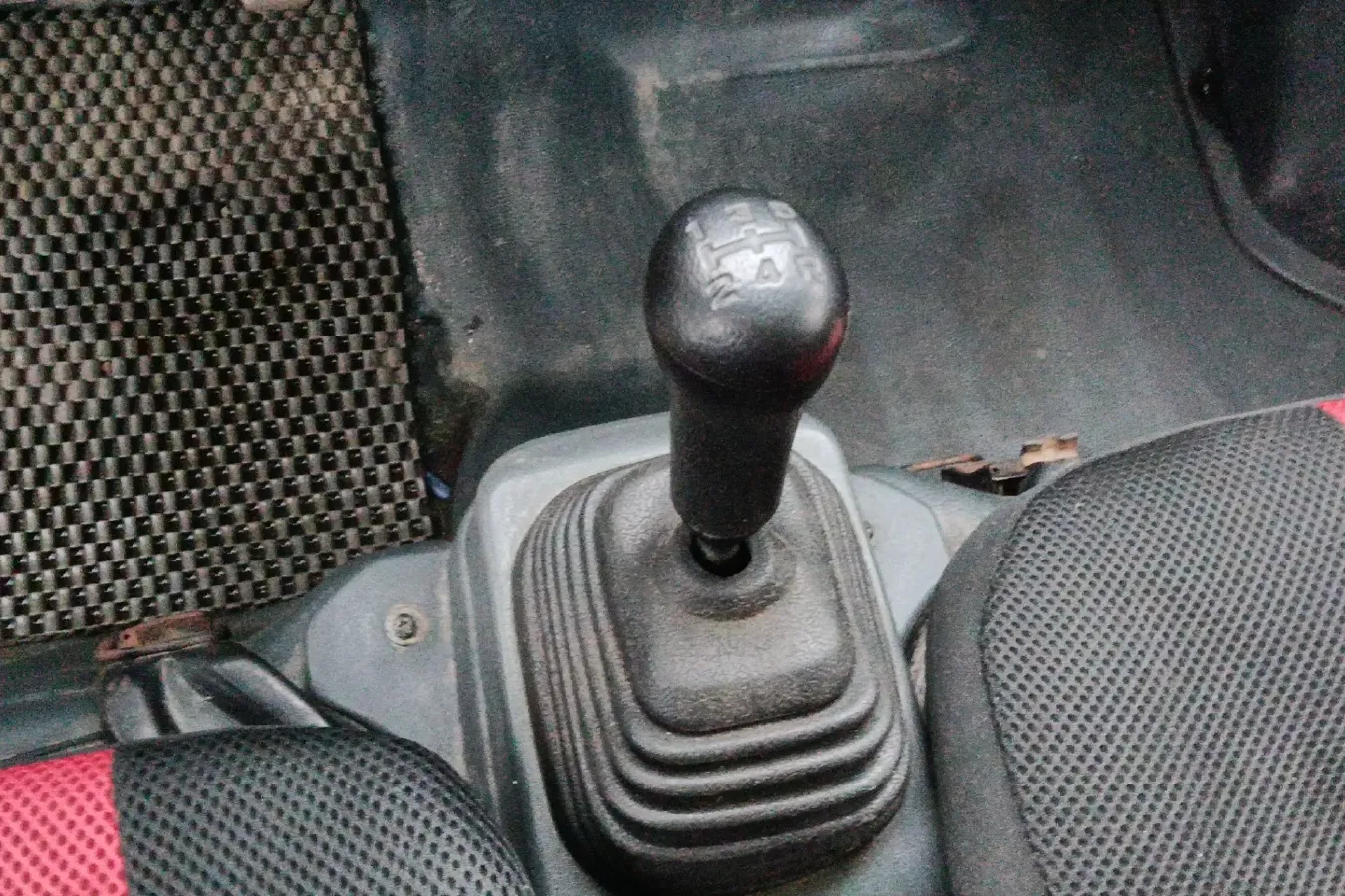 2015 ChangAn Kaicene ShenQi T20 1.3L 99HP L4 5MT,autocango,china used car exporter,china ev exporter,chinese used car exporter,chinese used ev exporter