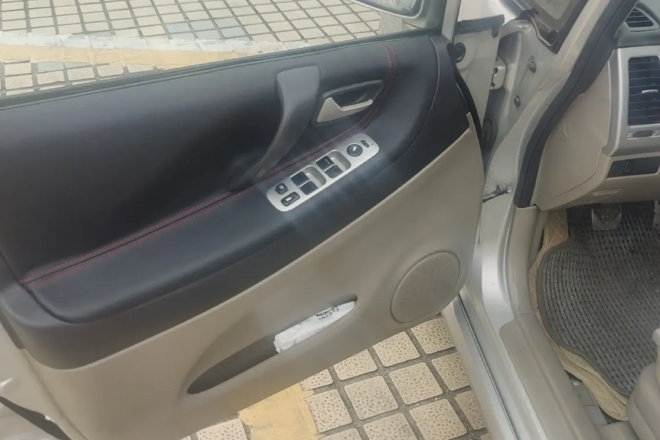 2006 Suzuki Liana 1.6L 95HP L4 5MT,autocango,china used car exporter,china ev exporter,chinese used car exporter,chinese used ev exporter