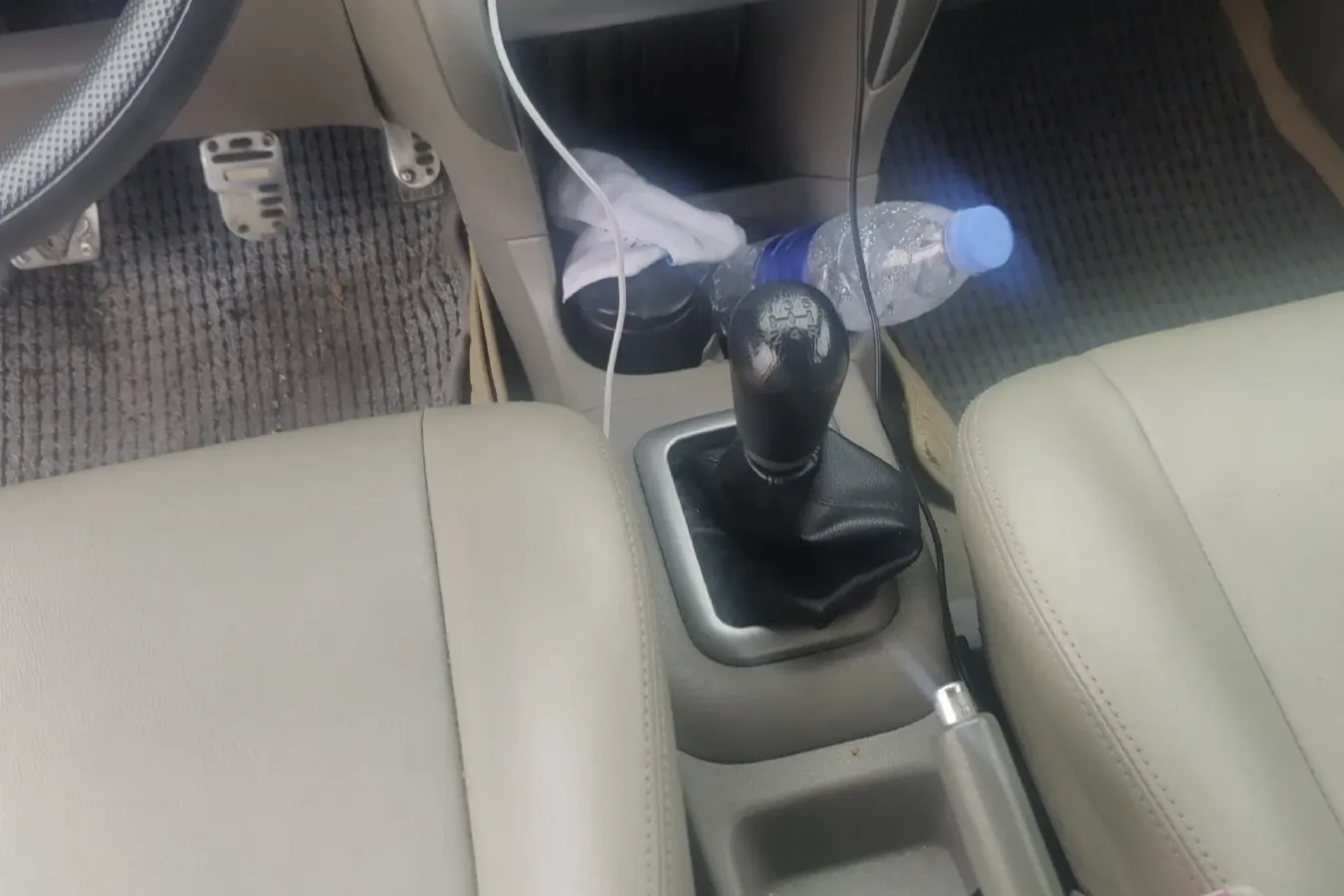 2006 Suzuki Liana 1.6L 95HP L4 5MT,autocango,china used car exporter,china ev exporter,chinese used car exporter,chinese used ev exporter