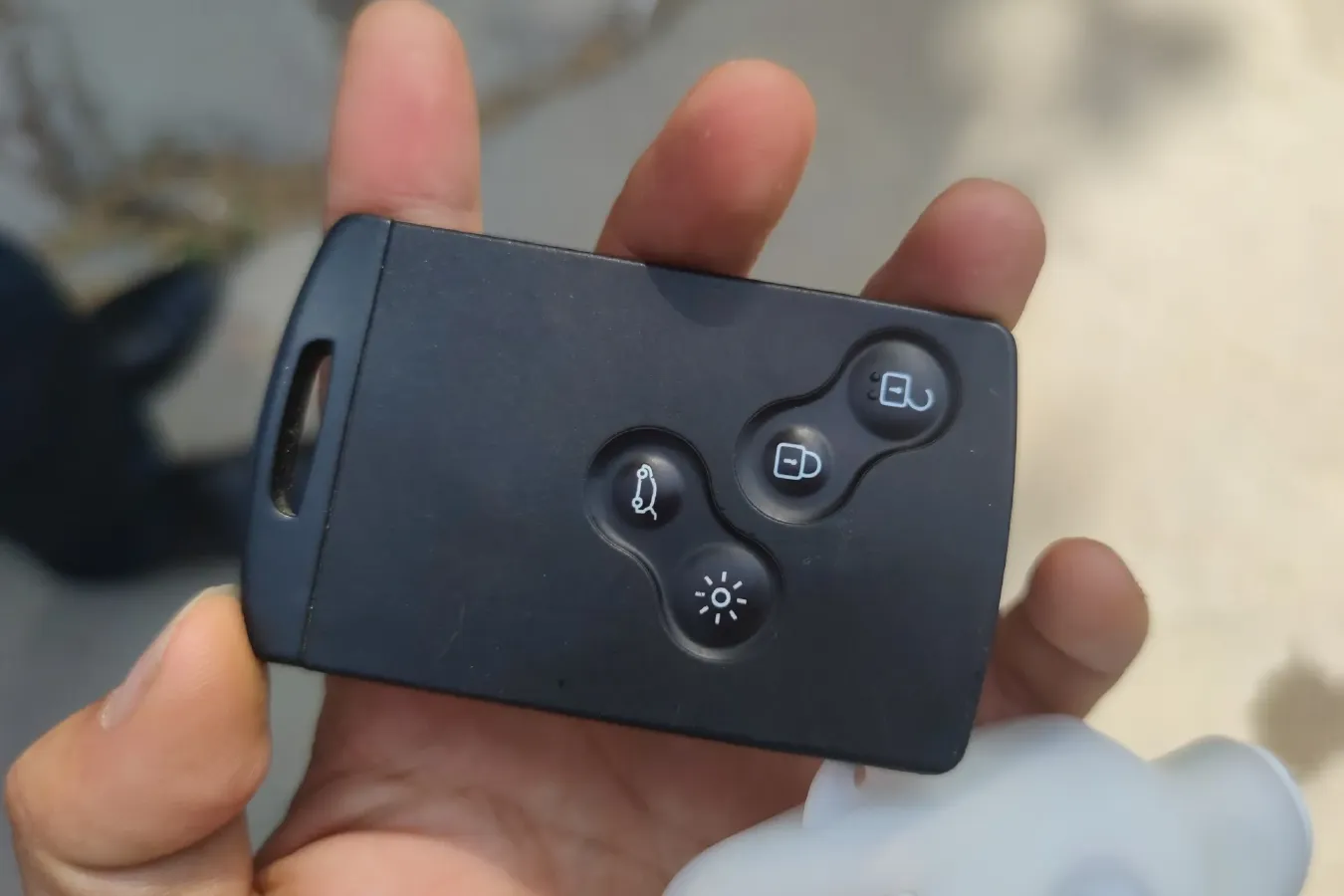 2015 Renault  Captur 1.2T 116HP L4 6DCT,autocango,china used car exporter,china ev exporter,chinese used car exporter,chinese used ev exporter