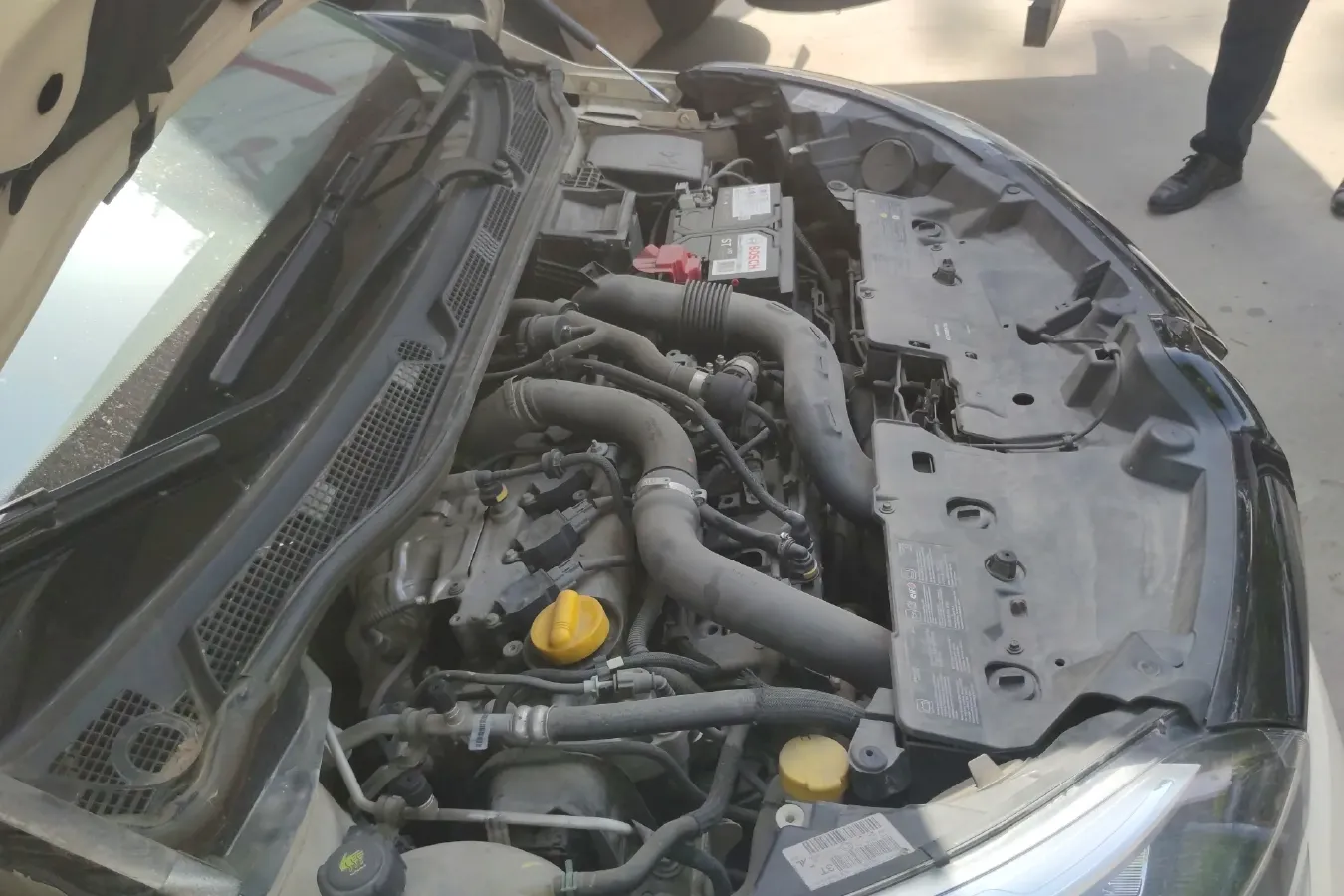 2015 Renault  Captur 1.2T 116HP L4 6DCT,autocango,china used car exporter,china ev exporter,chinese used car exporter,chinese used ev exporter