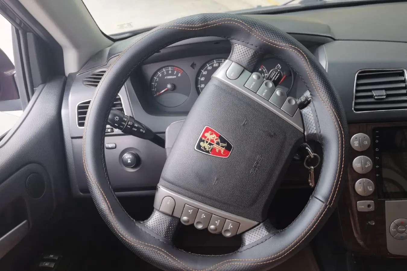 2011 Roewe W5 1.8T 160HP L4 6AT,autocango,china used car exporter,china ev exporter,chinese used car exporter,chinese used ev exporter