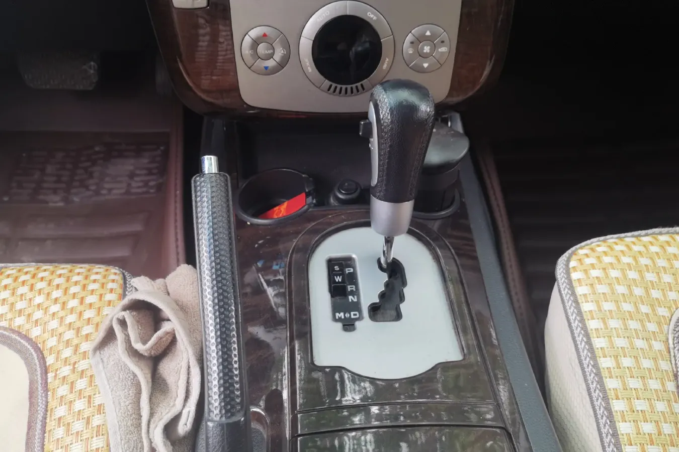 2011 Roewe W5 1.8T 160HP L4 6AT,autocango,china used car exporter,china ev exporter,chinese used car exporter,chinese used ev exporter