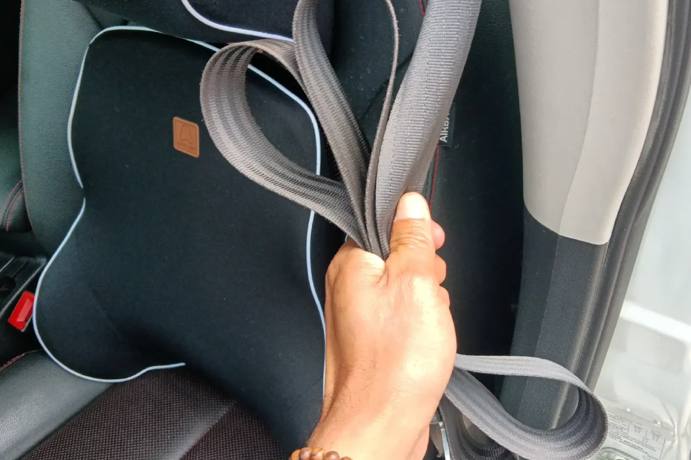 2018 Venucia T70 2.0L 144HP L4 CVT,autocango,china used car exporter,china ev exporter,chinese used car exporter,chinese used ev exporter