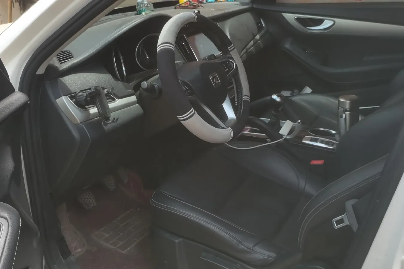 2016 Zotye SR7 1.5T 150HP L4 5MT,autocango,china used car exporter,china ev exporter,chinese used car exporter,chinese used ev exporter