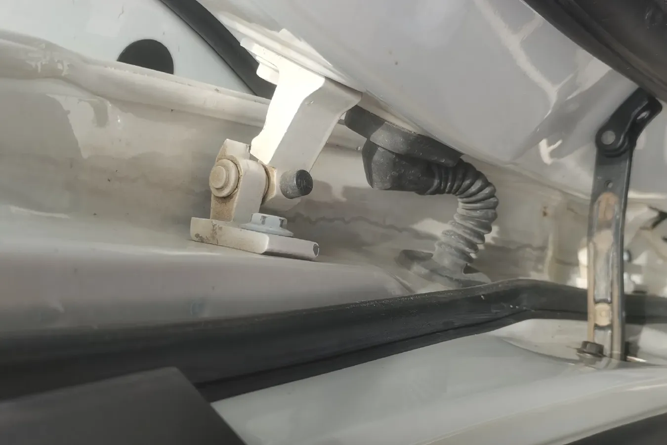 2016 Zotye SR7 1.5T 150HP L4 5MT,autocango,china used car exporter,china ev exporter,chinese used car exporter,chinese used ev exporter