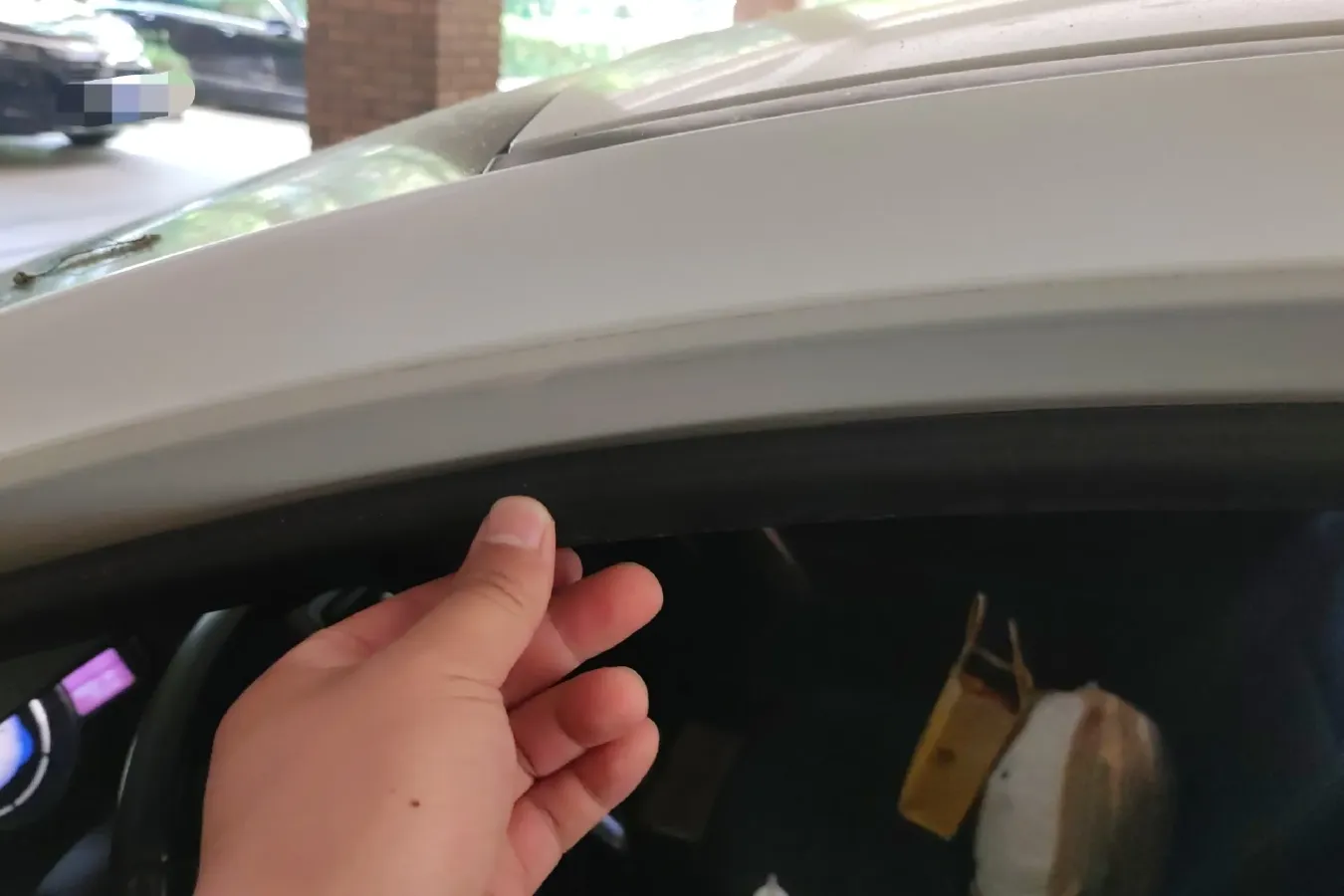 2013 Renault  Fluence 2.0L 137HP L4 CVT,autocango,china used car exporter,china ev exporter,chinese used car exporter,chinese used ev exporter