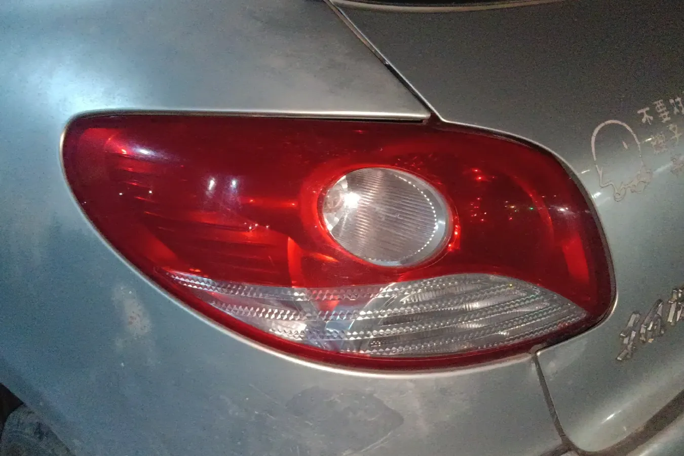 2011 Peugeot 207 1.4L 76HP L4 5MT,autocango,china used car exporter,china ev exporter,chinese used car exporter,chinese used ev exporter