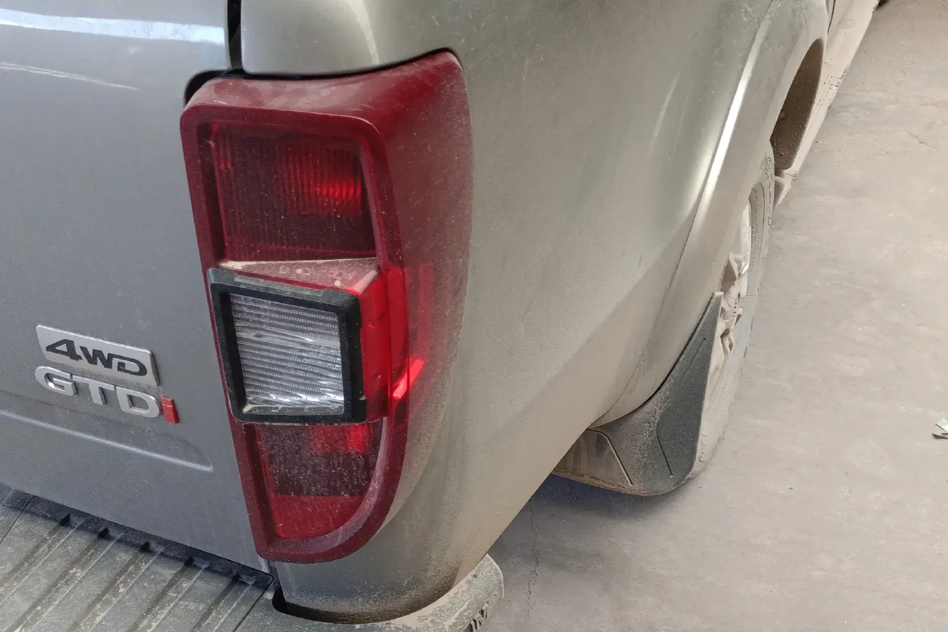 2018 JMC YuHu 3 1.8T 177HP L4 6MT,autocango,china used car exporter,china ev exporter,chinese used car exporter,chinese used ev exporter