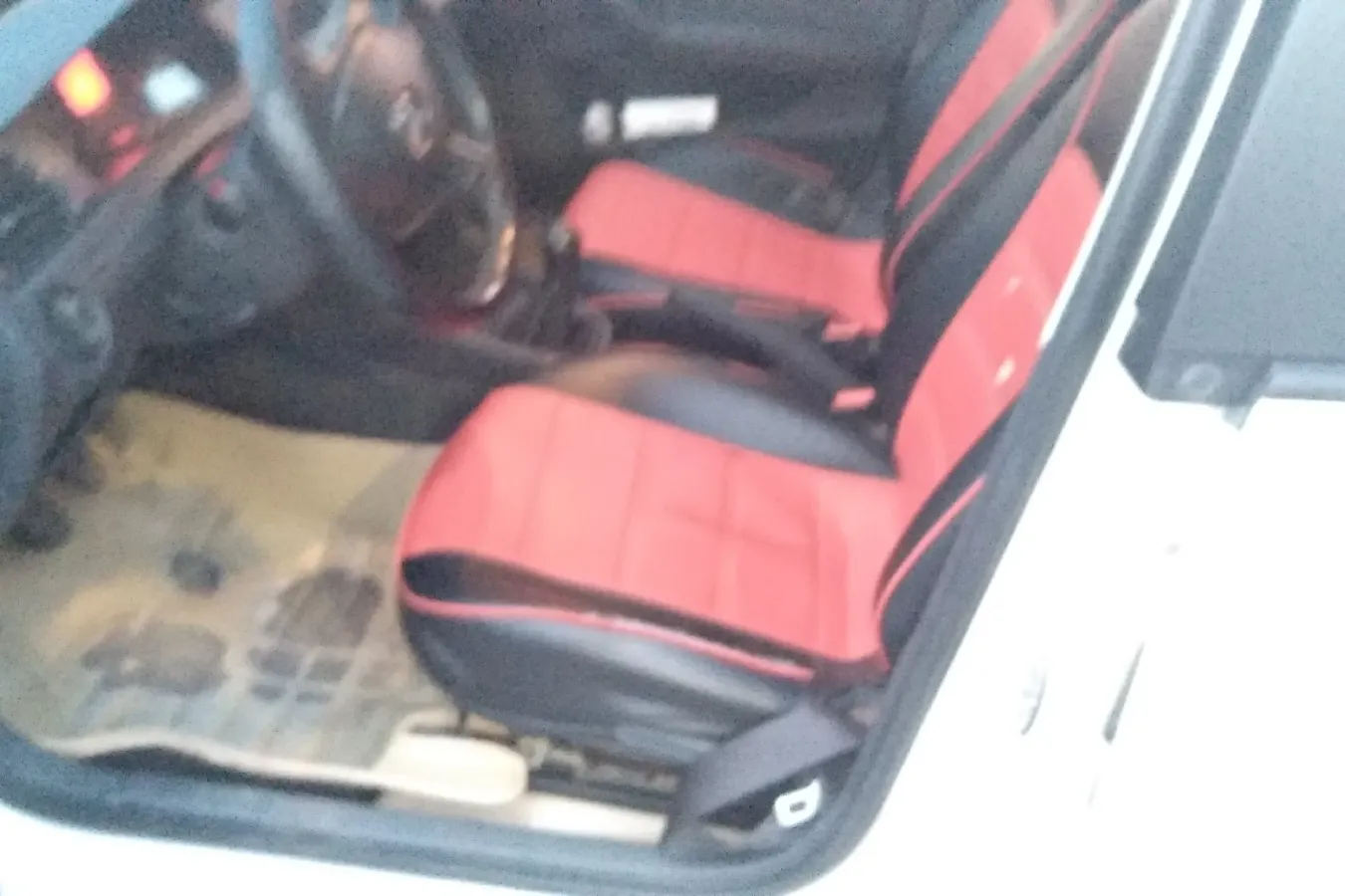 2016 Volkswagen Santana 1.4L 90HP L4 5MT,autocango,china used car exporter,china ev exporter,chinese used car exporter,chinese used ev exporter