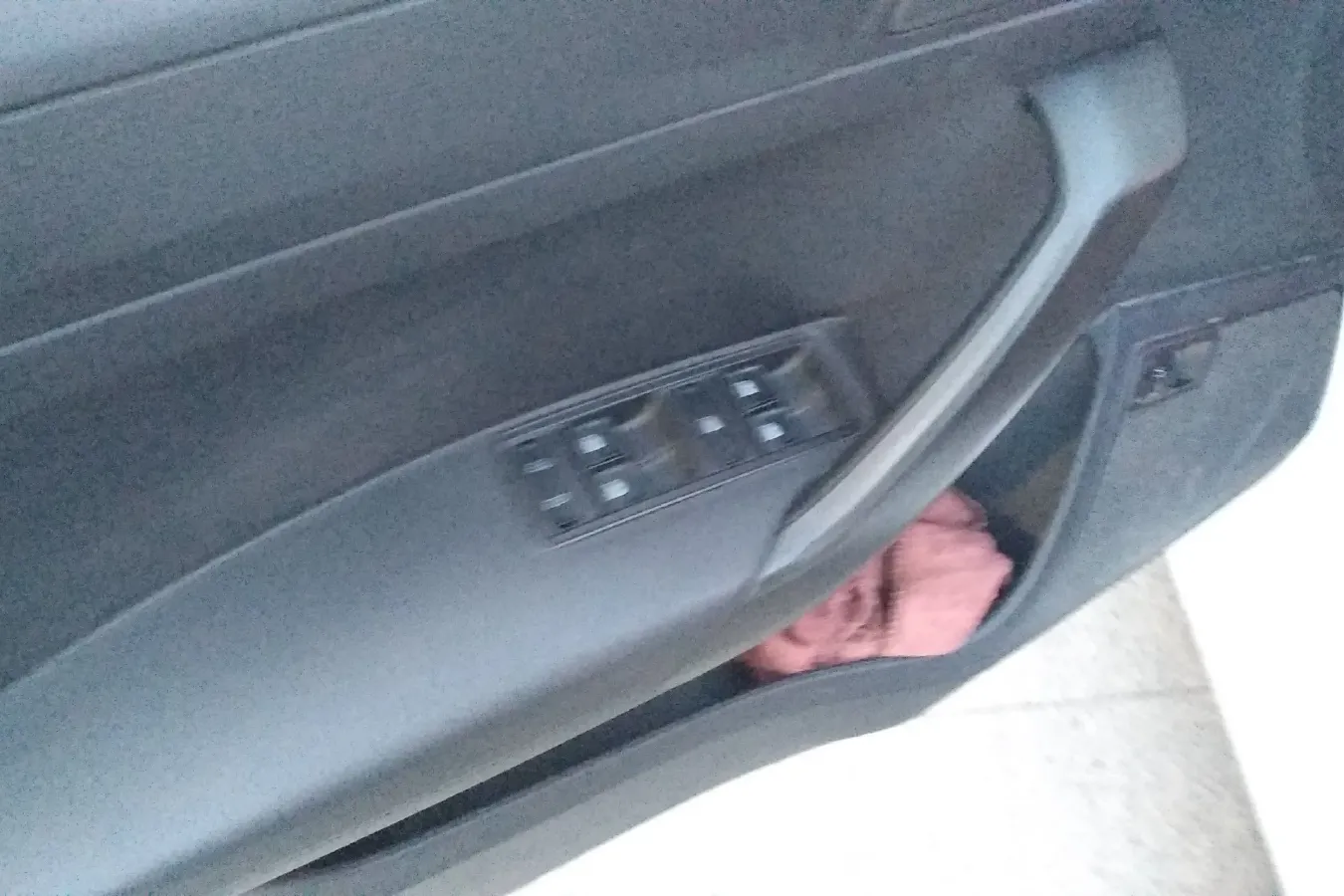 2016 Volkswagen Santana 1.4L 90HP L4 5MT,autocango,china used car exporter,china ev exporter,chinese used car exporter,chinese used ev exporter