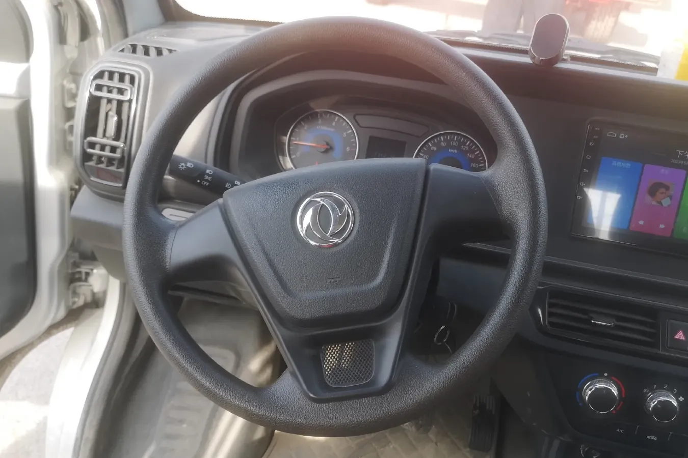 2023 DongFeng DFSK D72 1.6L 122HP L4 5MT,autocango,china used car exporter,china ev exporter,chinese used car exporter,chinese used ev exporter