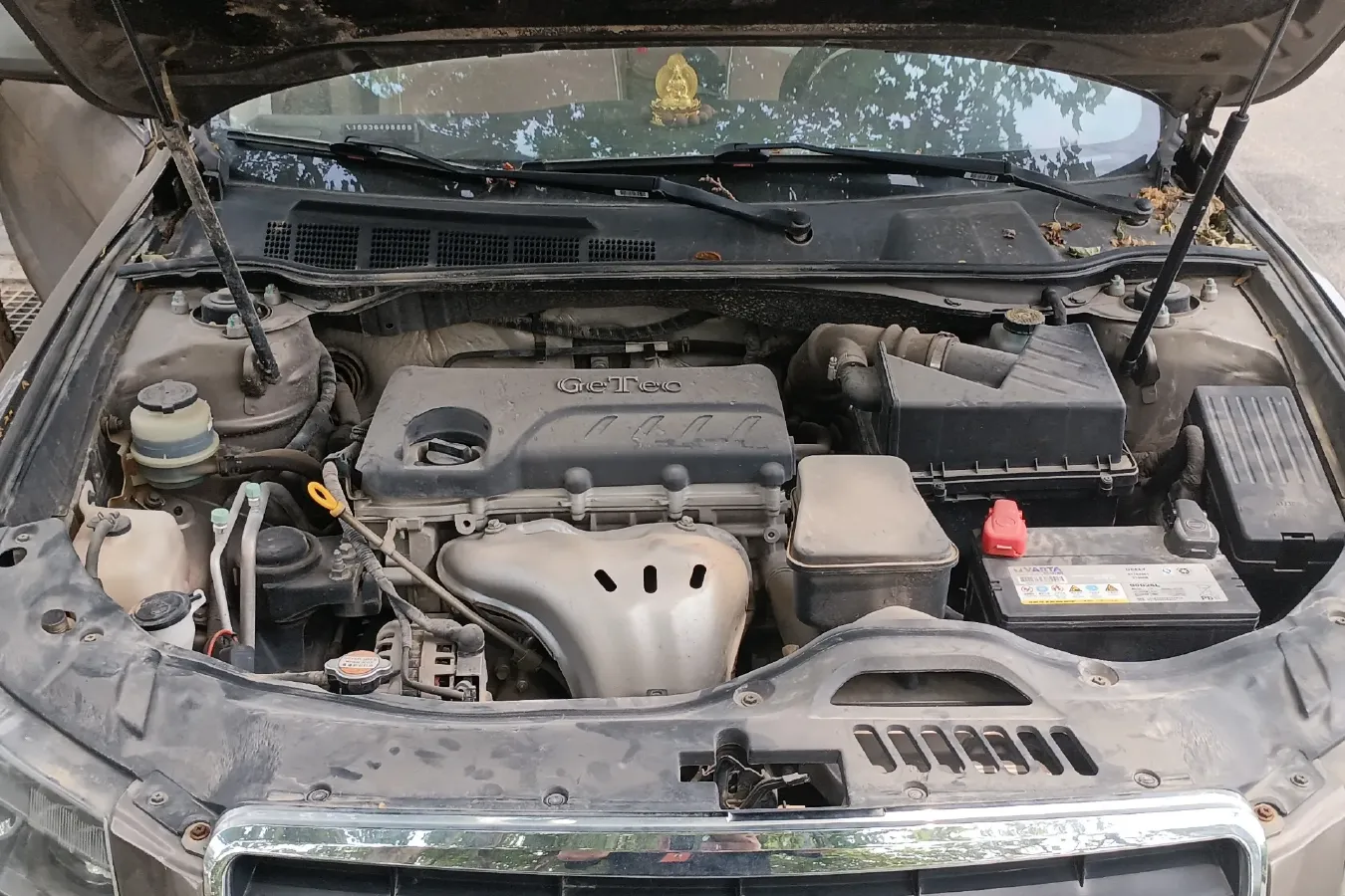 2015 Geely EC8 2.0L 141HP L4 5MT,autocango,china used car exporter,china ev exporter,chinese used car exporter,chinese used ev exporter