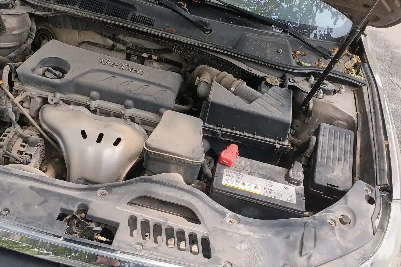 2015 Geely EC8 2.0L 141HP L4 5MT,autocango,china used car exporter,china ev exporter,chinese used car exporter,chinese used ev exporter