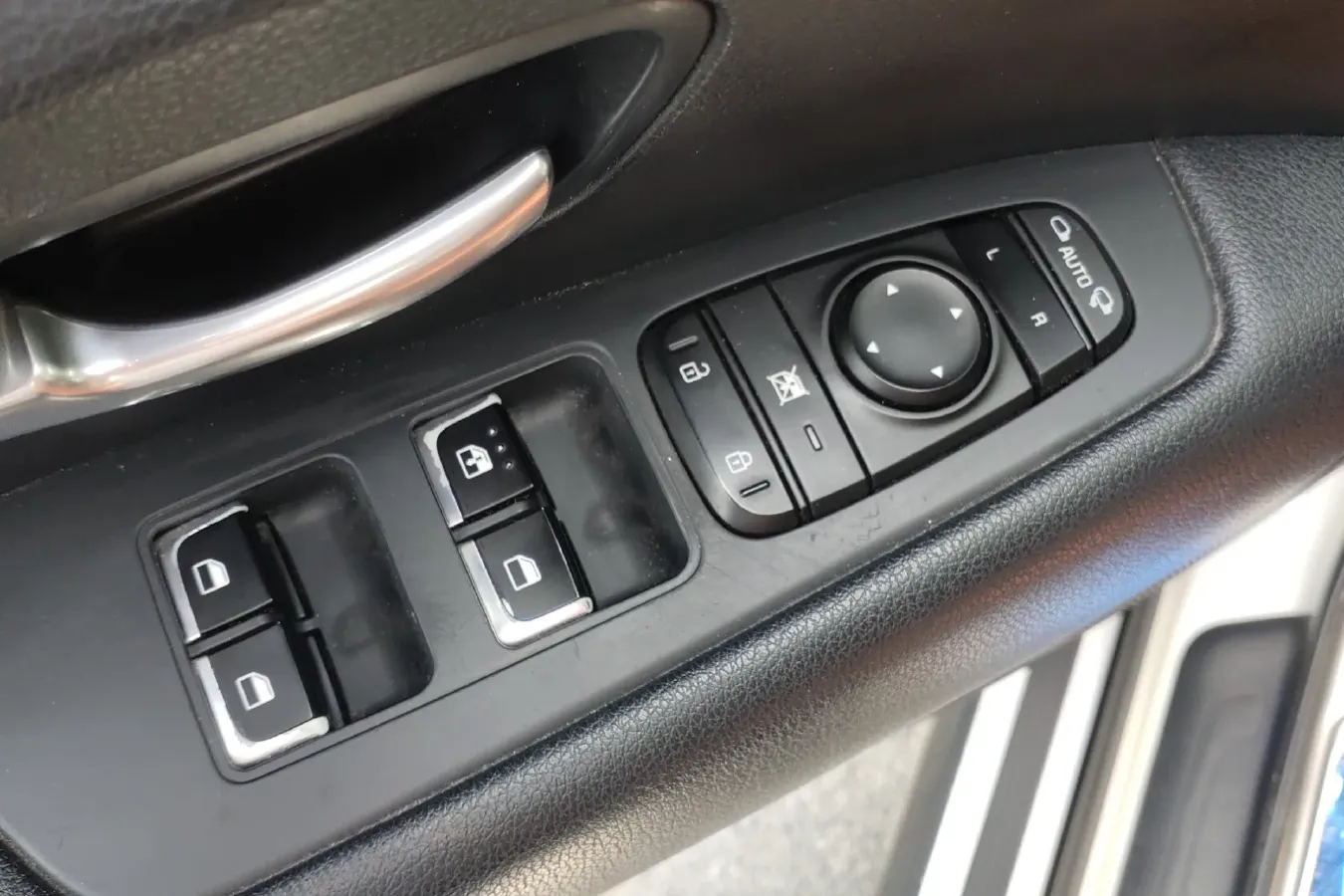 2017 Kia KX7 2.4L 188HP L4 6AT,autocango,china used car exporter,china ev exporter,chinese used car exporter,chinese used ev exporter